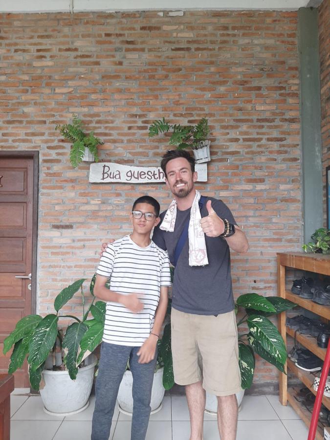 Bua Guest House Medan Exterior photo