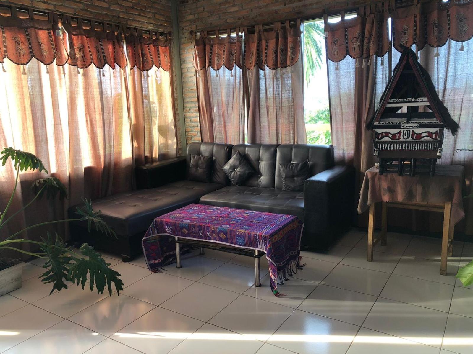 Bua Guest House Medan Exterior photo