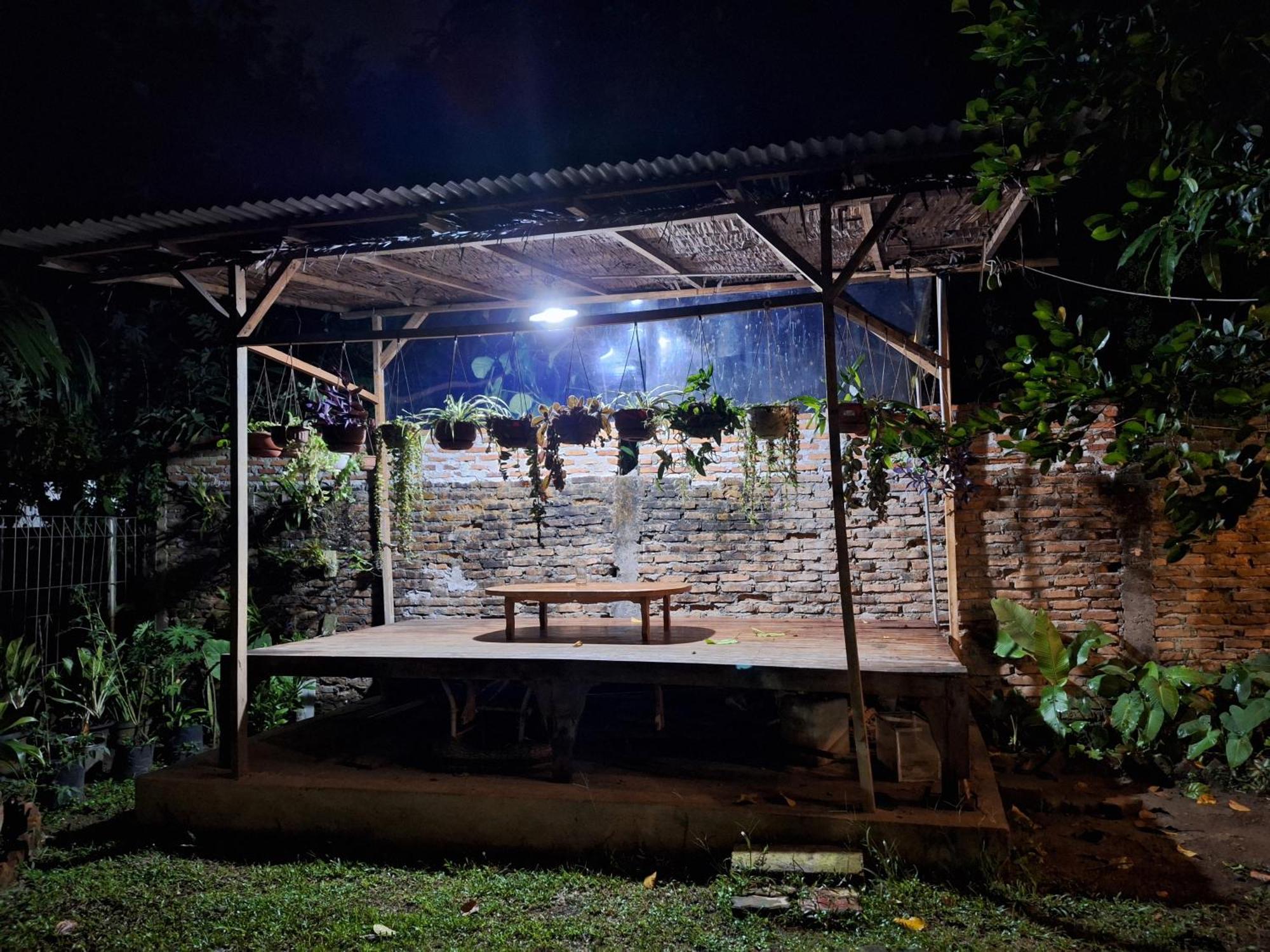 Bua Guest House Medan Exterior photo