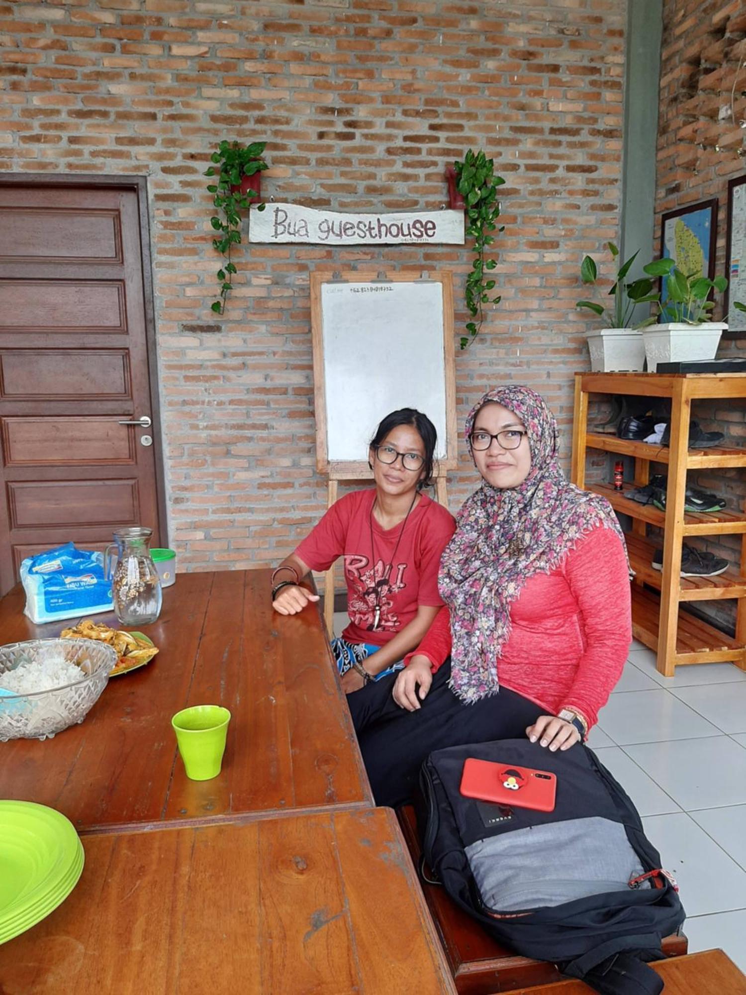 Bua Guest House Medan Exterior photo