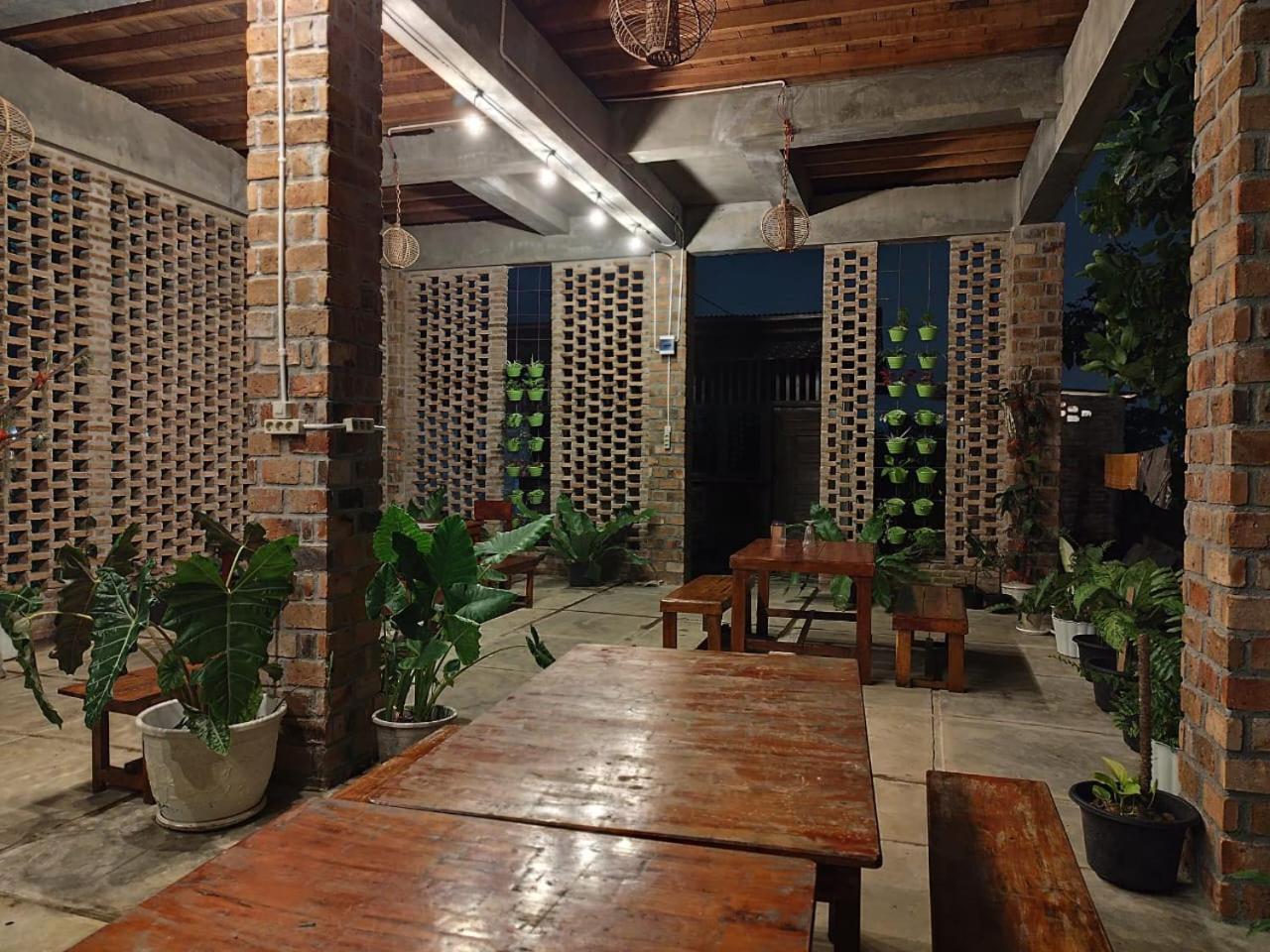 Bua Guest House Medan Exterior photo