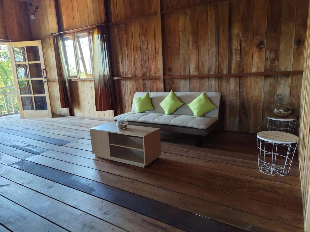 Bua Guest House Medan Exterior photo