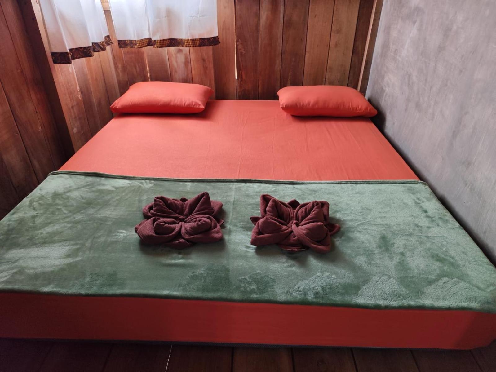 Bua Guest House Medan Exterior photo